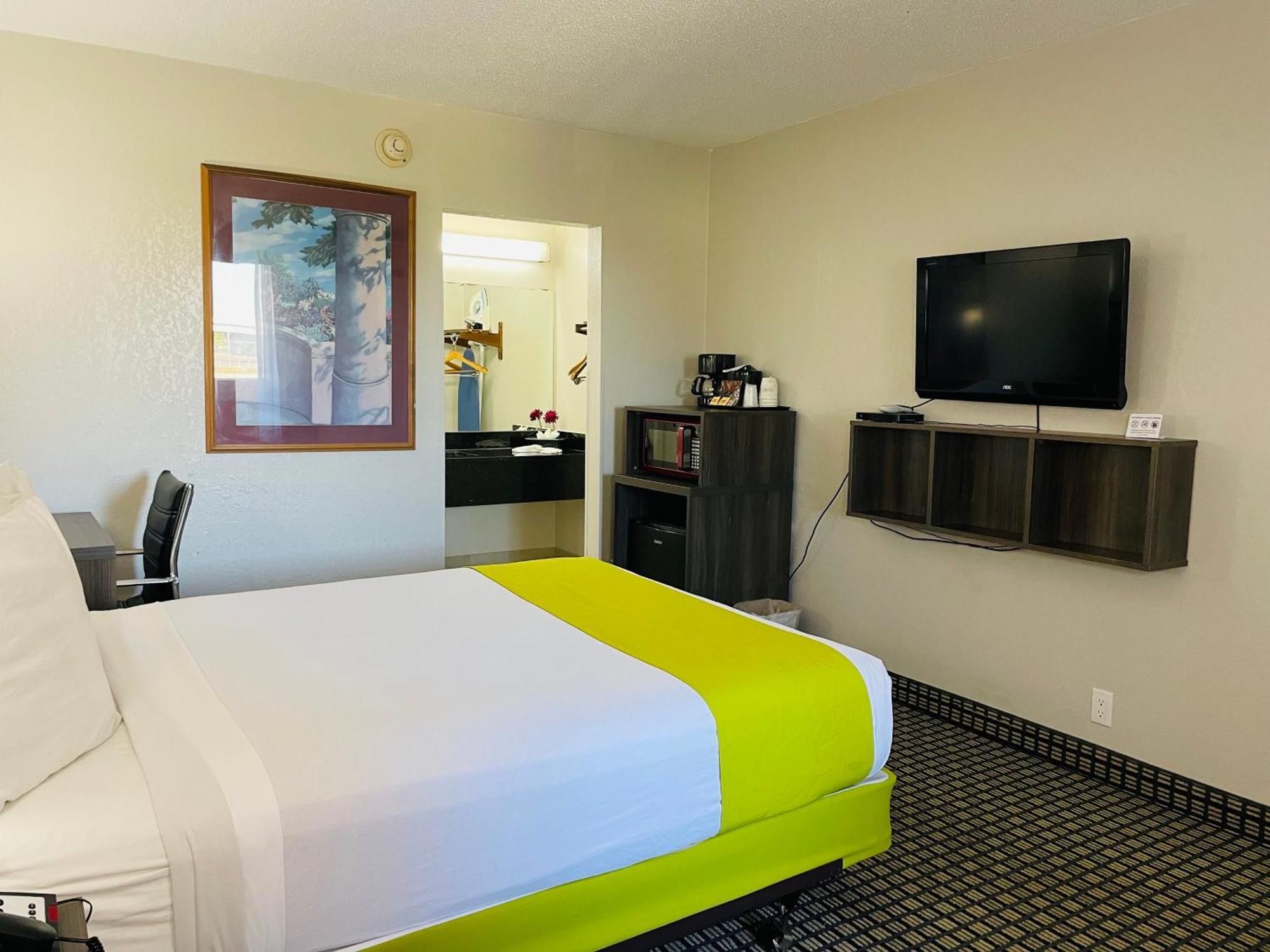 Days Inn By Wyndham Irving Grapevine Dfw Airport North Екстериор снимка